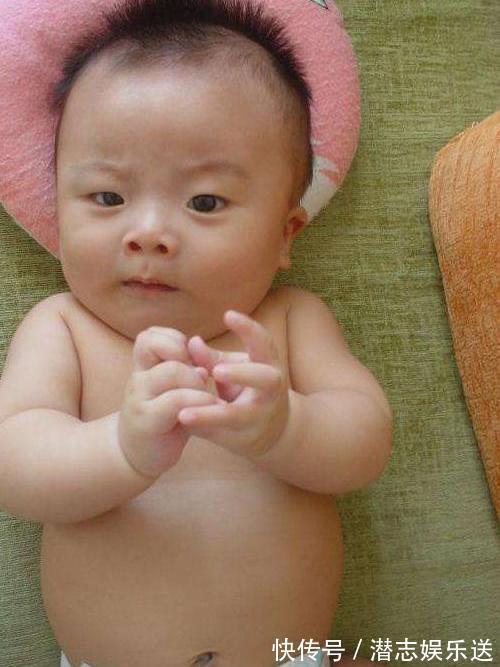 部位|孩子体质太差换季就生病,宝妈别光摸手了,宝宝这两个部位最怕冷