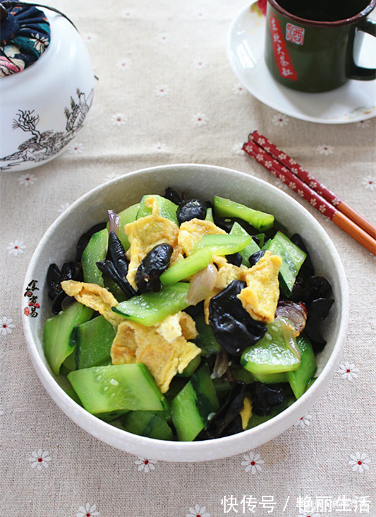 瘦身界|此款低脂菜,妹妹坚持隔天吃一顿,腰围变小了,脸色红润精神好