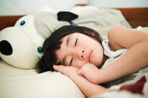 宝妈|5岁儿子天天午睡,体检查出“智力障碍”,医生的解释让妈妈崩溃