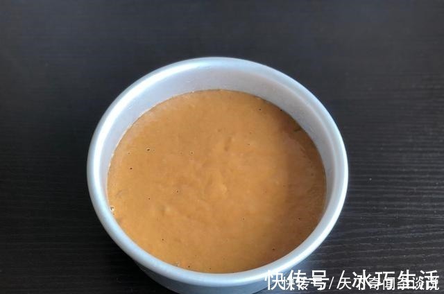 红糖|红糖发糕有弹性，不粘牙有诀窍，别光用面粉，加点它，一次就成功