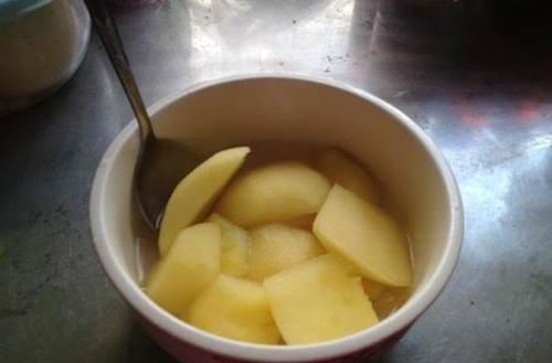 儿科医生|儿科医生我从不给孩子买这3种饮料,长不高不说,还会腐蚀骨头