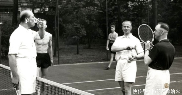 帝国|最新曝光的党卫军头子希姆莱私人相册:参加运动会时如众星捧月