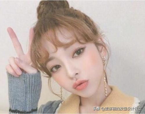 女生|小个子女生发型原来这样扎,漂亮且气质十足