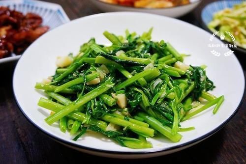 晒晒|晒晒我家的晚餐,有肉有菜,营养丰富,大人孩子身体棒