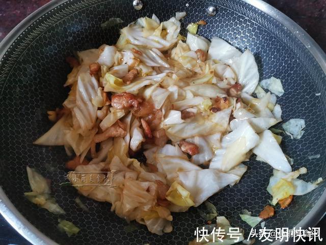 好吃|入秋后,吃冬瓜吃黄瓜,都不如吃它,2元炒1盘,脆嫩爽口特好吃