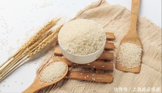 “便秘君”时常来捣乱,这三类食物少吃点,难怪你会排不出黑宿便