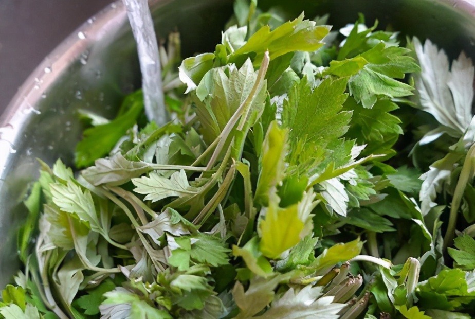 青团不用去超市买了,在家做很简单,教你一次就成功的方子,特好