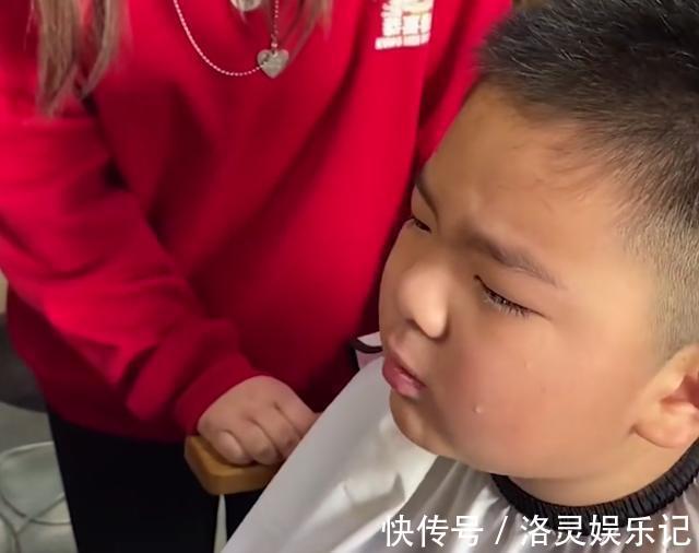 理发师|萌娃大闹理发店,“我要的是闪电不是2”,说出了多少人的心里话