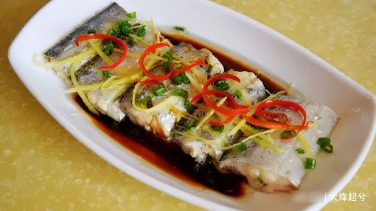 带鱼怎样做比较好吃?如何制作好清蒸带鱼,做好以下几步