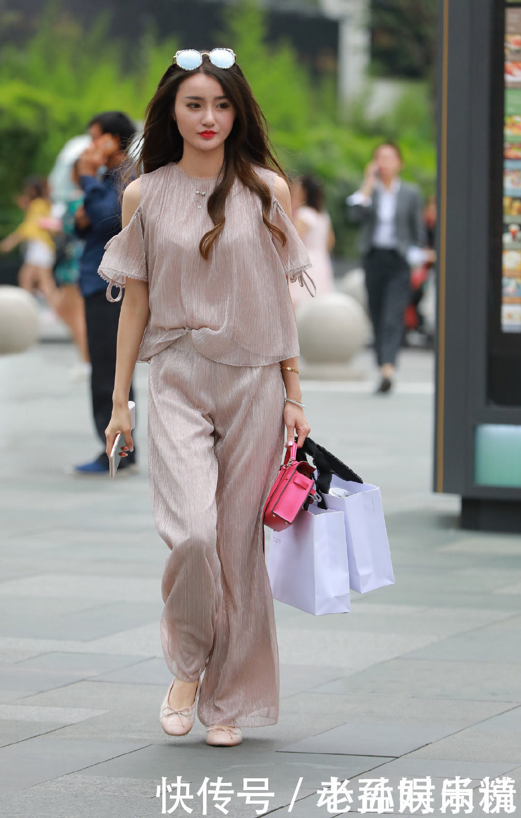 短裙 时尚清爽的套装,穿搭起来舒适省心又大方,一不小心就被它圈粉了