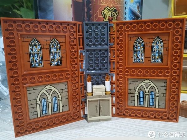 斯普劳特|老杨的玩具仓库 篇六十五：LEGO 哈利波特霍格沃兹魔法学院 2021新品 教室魔法书系列