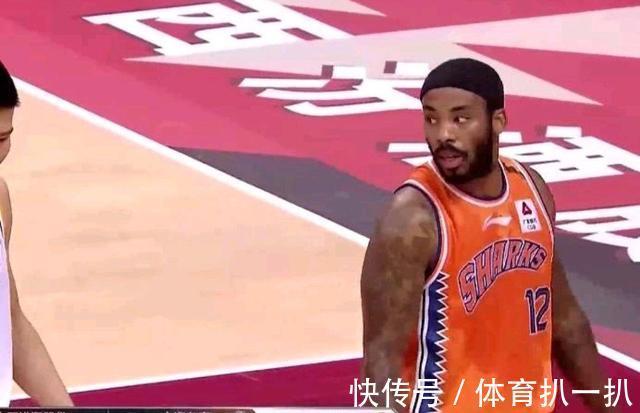 段江鹏|北控男篮三消息:邓蒙还没来到中国;张帆归队;引援工作已经展开