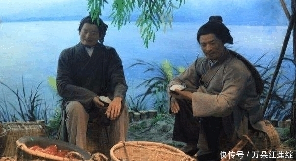 上联$父亲上联“父进士、子进士,父子皆进士”儿子改一字,众人大笑