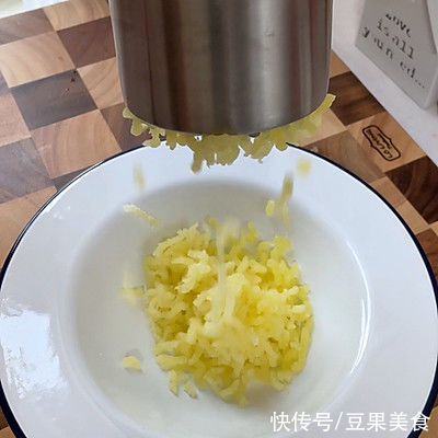 大润小厨|#圣迪乐鲜蛋杯复赛#土豆鸡蛋沙拉