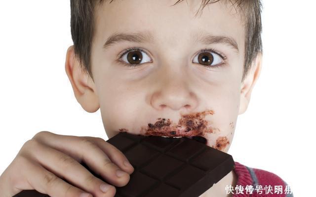 莫若母|这3类孩子多半是“假聪明”,长大反而没出息,家长别瞎高兴了