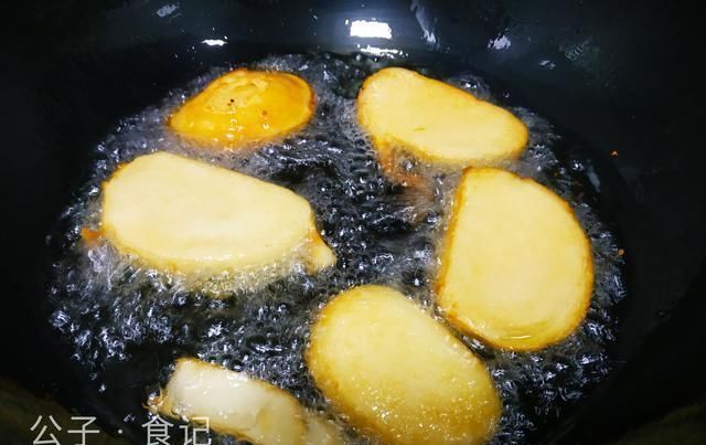 外酥|剩馒头别再馏了,试试这样做,外酥里嫩,孩子说比汉堡好吃