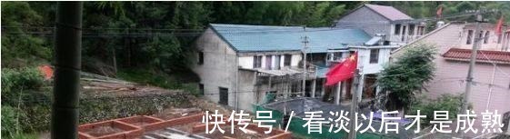铺砖|晒晒我的豪宅,土建和基础花了60万,光客厅铺砖就用十几万!