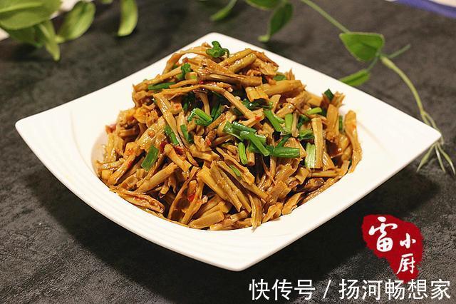 这种美味,城里根本买不到,要吃还得去农村!