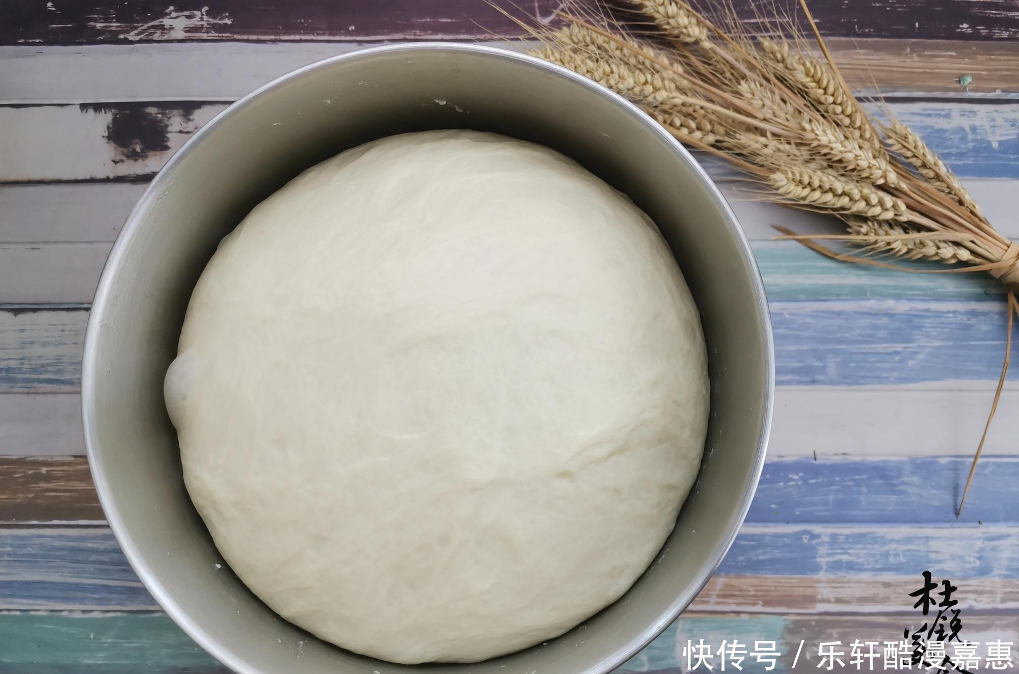 小年,给家人蒸野菜大包子,搭配“红白2种豆腐”,纯天然太好吃