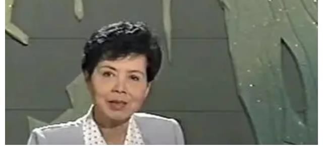 央視第一女主持人沈力：晚年重獲愛(ài)情，兒子卻是她的遺憾