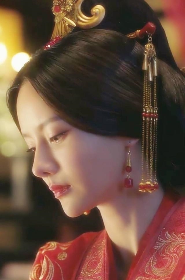 “一女乱三曹”一已婚女子究竟有何魅力竟惹得曹操父子三人大打出手?