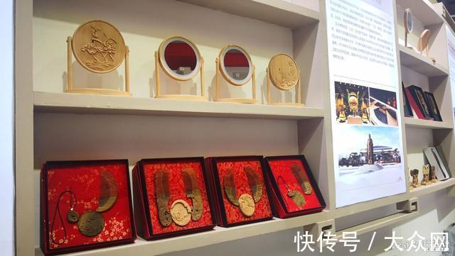 电商&“小木梳”每月进账200万!嘉祥传统文化搭上电商快车
