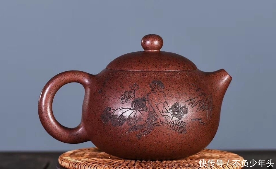 马甲线女王袁姗姗居然喜欢收藏紫砂壶,真是太让人意外了!