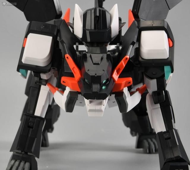 整体造型|78官测：橘猫工业 Code Beast 百刃