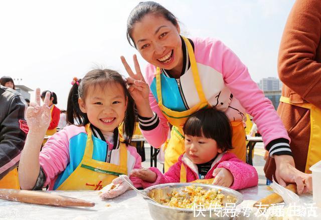 厨艺|幼儿园亲子活动,要求家长做道菜,结果“百家宴”变成“鸡蛋宴”