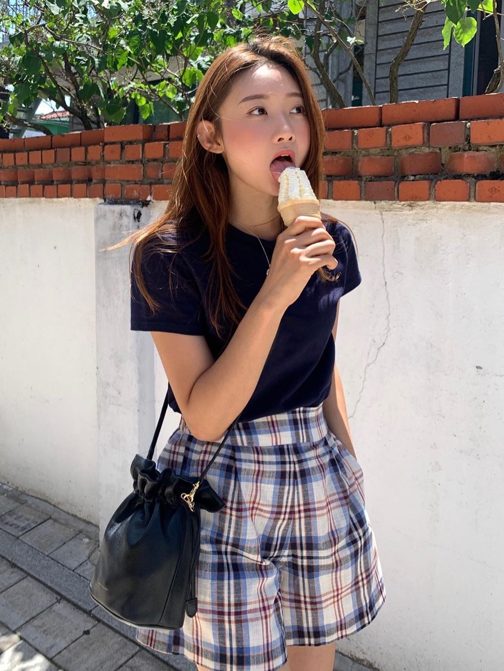 氛围感|渣女风过时了！今夏流行“氛围感”穿搭，气质又好看