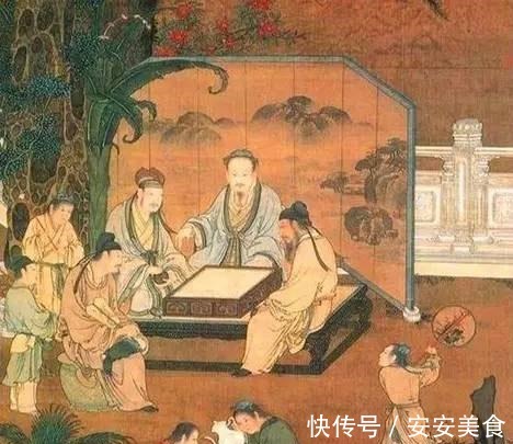 宋孝宗请值班大臣喝酒, 摆上两道精美小吃, 今天我们还能吃到