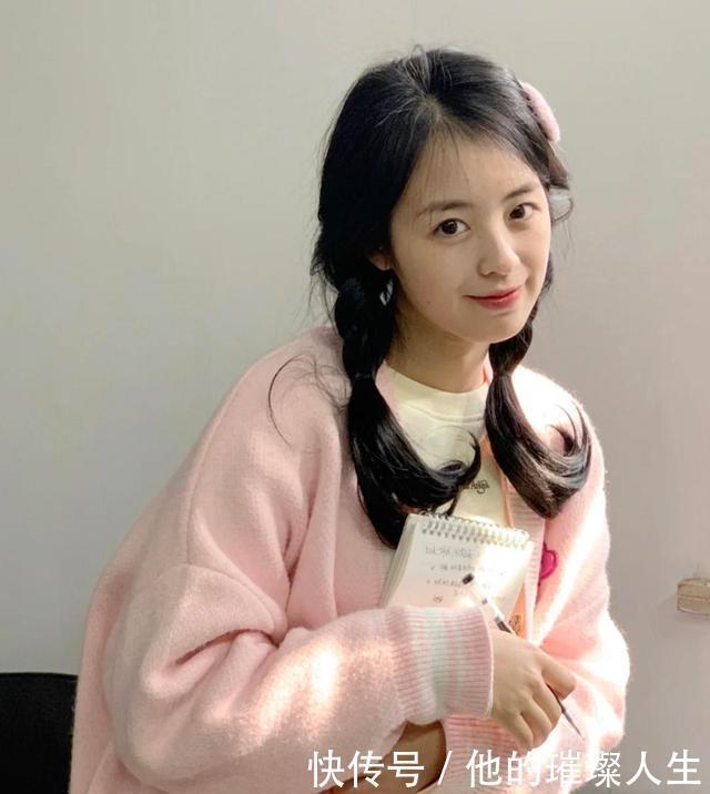 别再“披头散发”了，手残党都会的少女编发，一分钟提升颜值气质