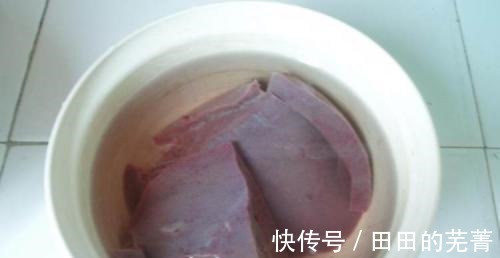 猪肝|最伤肝的不是抽烟喝酒,而是不起眼的“它”,很多人天天都在做!