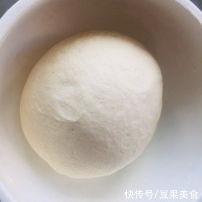 大厨|跟饭店大厨学的梅干菜生煎包的做法，果然好吃到没朋友