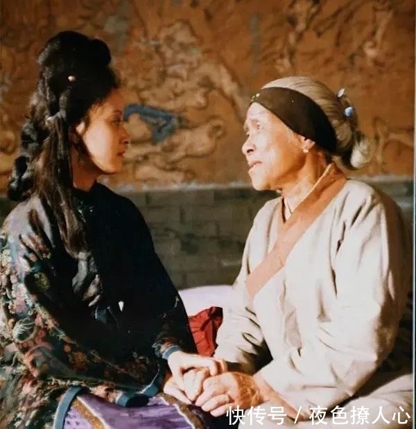 甄英莲$读《红楼梦》:同样是接济,为啥结果不一样?