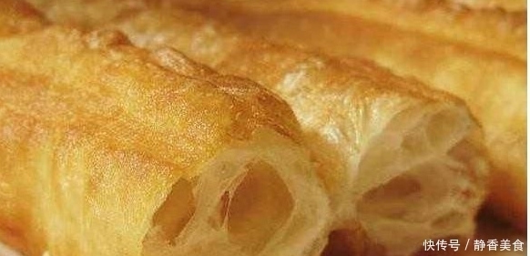 食材|吃麻辣烫时,女孩选了满满一大碗,价格却不到20元,老板高手