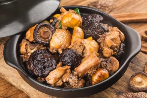 焯水|炖鸡肉，万不可直接焯水，还需多做1步，鸡肉鲜香嫩滑，没腥味