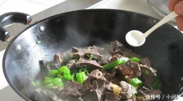 它比牛肉更滋补,价格却低了一倍,冬天我经常做,孩子体质更好