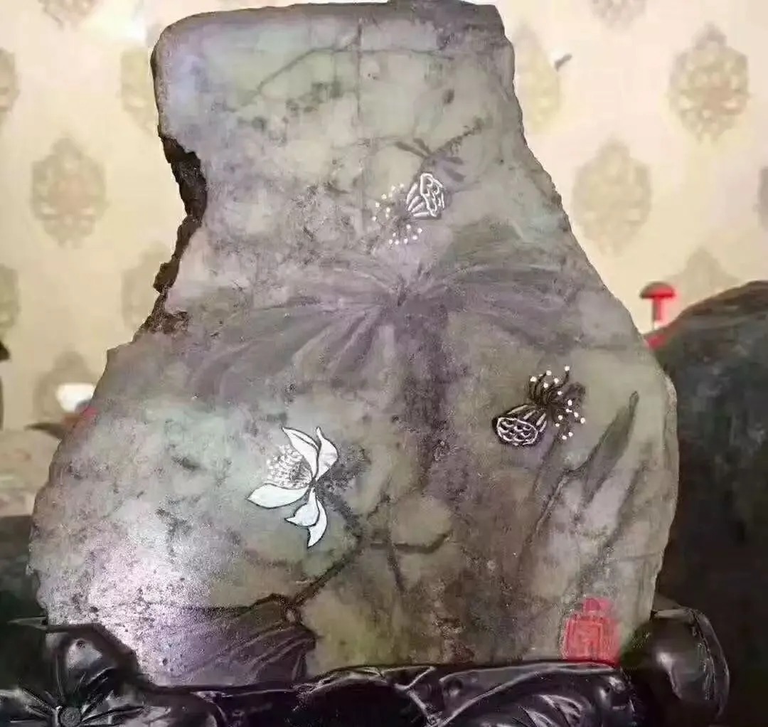 翡翠@机雕新工艺问世,能够让翡翠废料变废为宝!是真的吗?