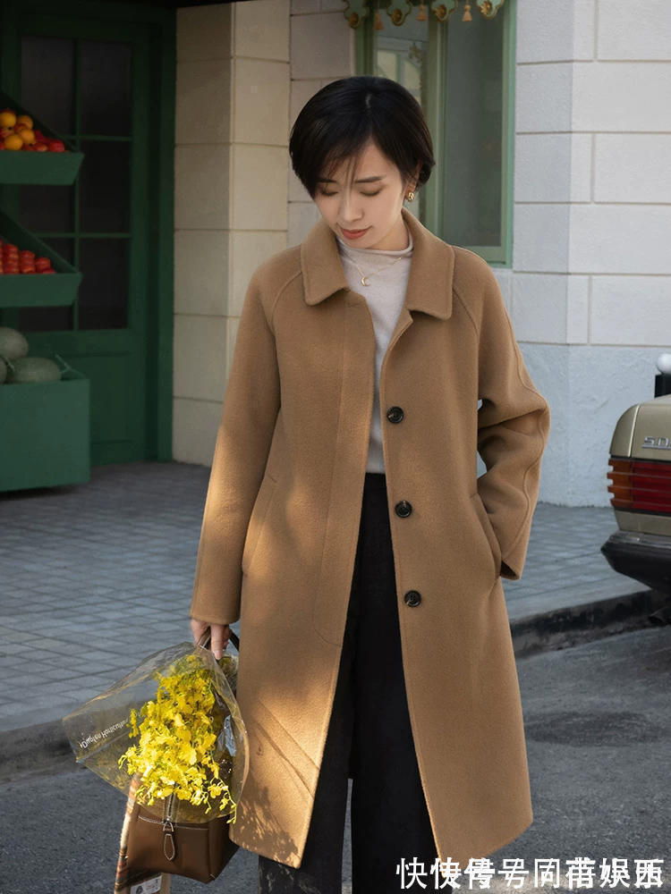 搭配 有品味的女人,衣橱里一定有这4件大衣,搭配裤子、半身裙很优雅