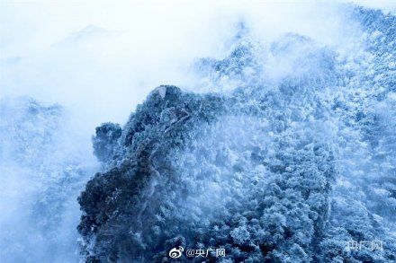 水墨画|江西羊狮慕景区春雪宛如巨型水墨画