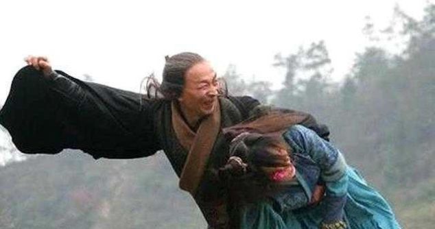 明教|难怪韦一笑轻功如此高超,连张三丰都称赞,你看看他师父是谁