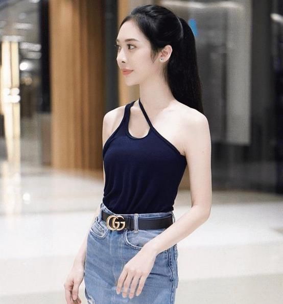 潮流小姐姐贤良淑德，美得精致，展现优雅大气！