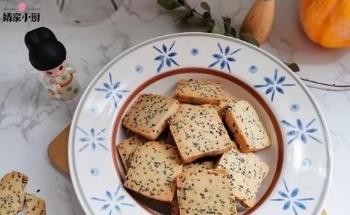 教你做越嚼越香的花生黑芝麻饼干，不用添加剂，放一周都不坏