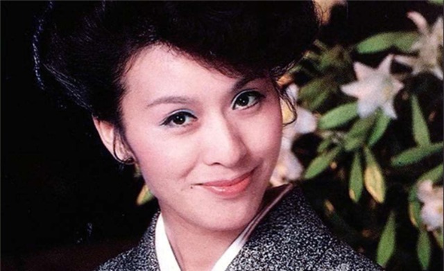 中国|栗原小卷80年代家喻户晓,36次到访中国的荧幕女神,却终身未嫁