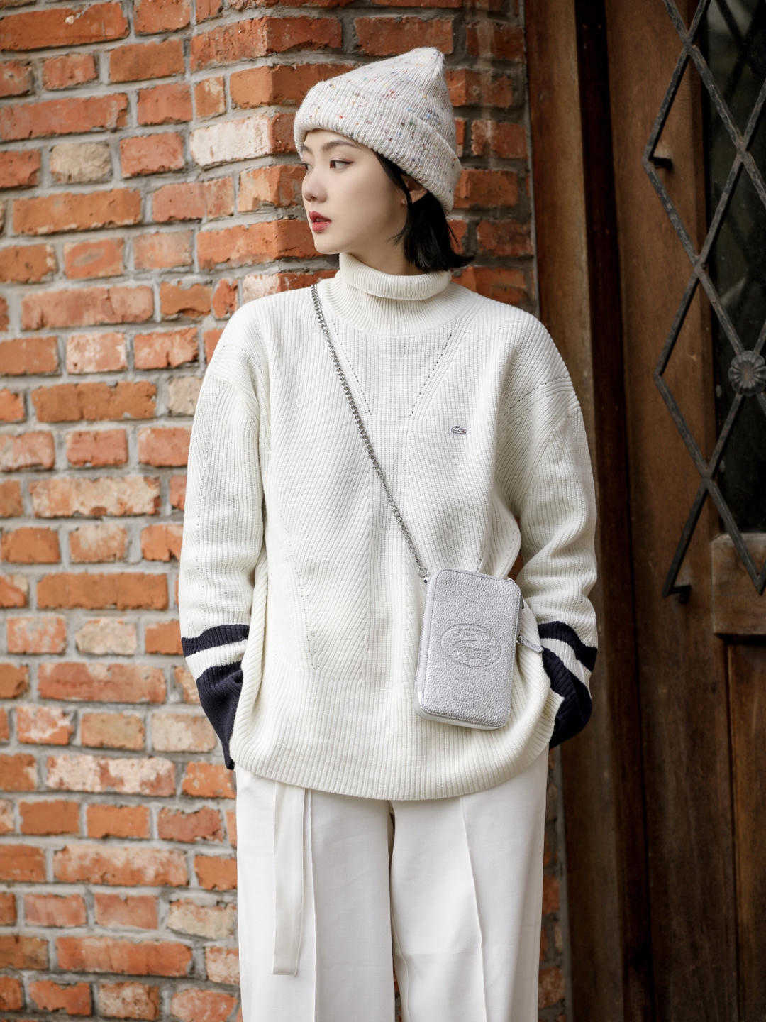 版型|白色毛衣到底有多好穿?和这“三”类外套搭配,效果超级棒