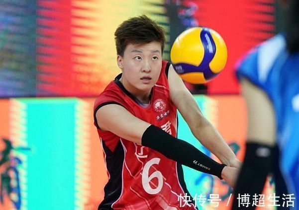 世界杯|女排“背飞女王”为何落选?2技能强于王媛媛等人,曾缺席世界杯