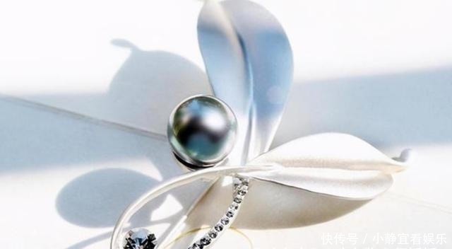 玫瑰金|哪款珍珠首饰更适合自己?雪白肌肤也需要绿叶衬,戴对了魅力十足