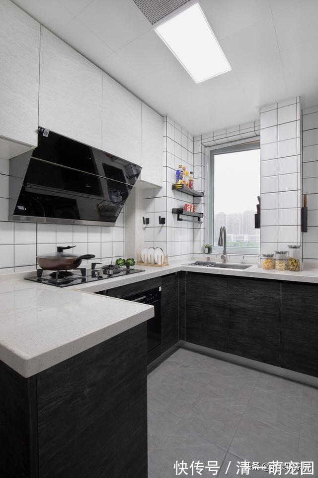 收纳|夫妻俩买下57㎡二手房,重新装修后成温馨美居室,引众多人羡慕