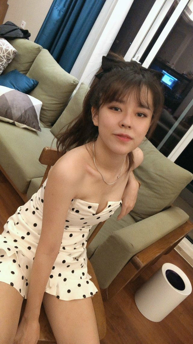 语音|沫子直播忘关后台声音仅7秒的语音信息量有些大